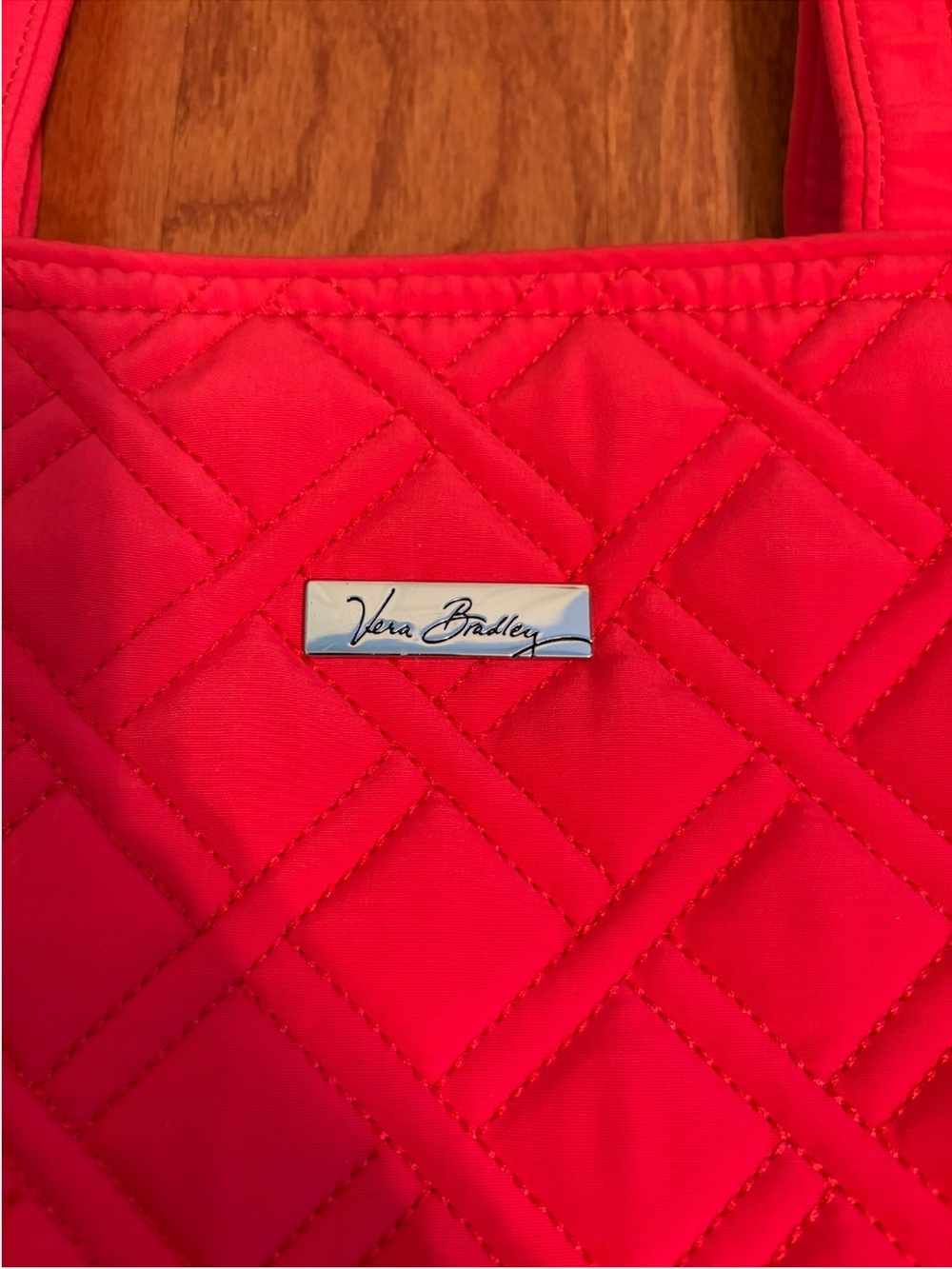 Vera Bradley Bright Red Quilted Tote Bag Large Travel Carryall Handbag - Picture 4 of 8